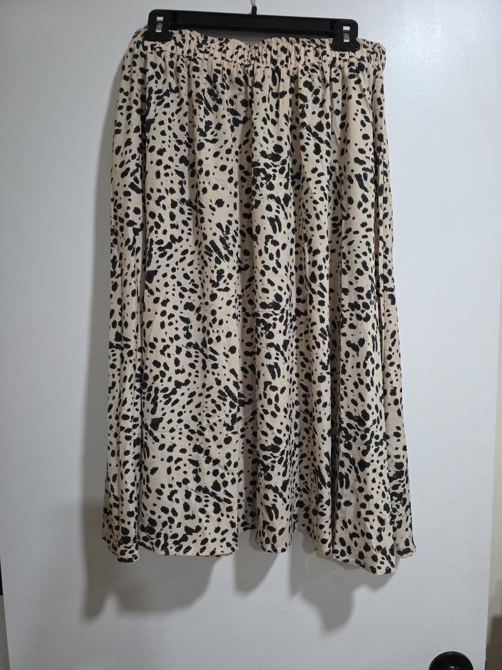 Beige and Black Printed Midi Skirt